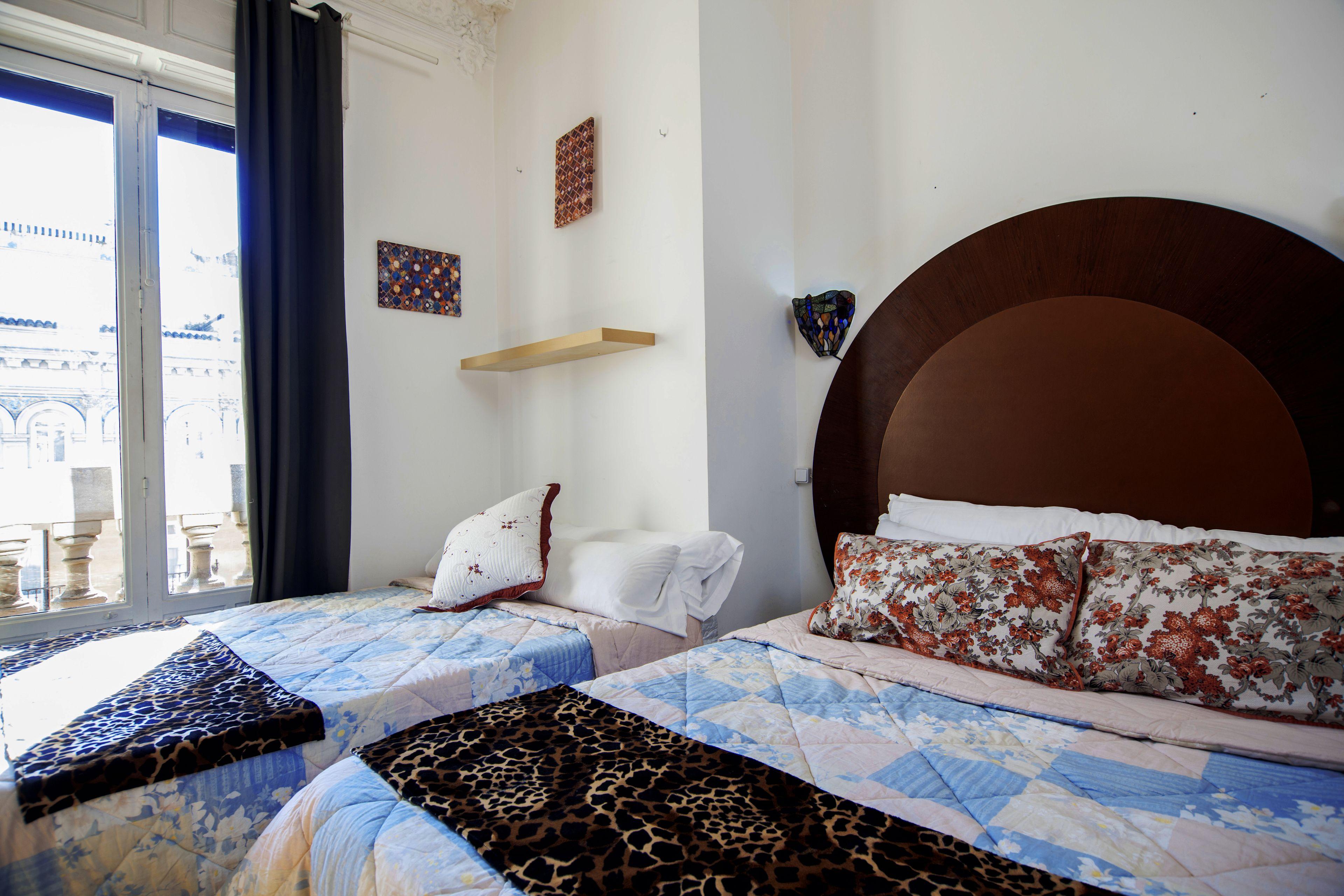 M&F Apartaments Gran Via, Madrid